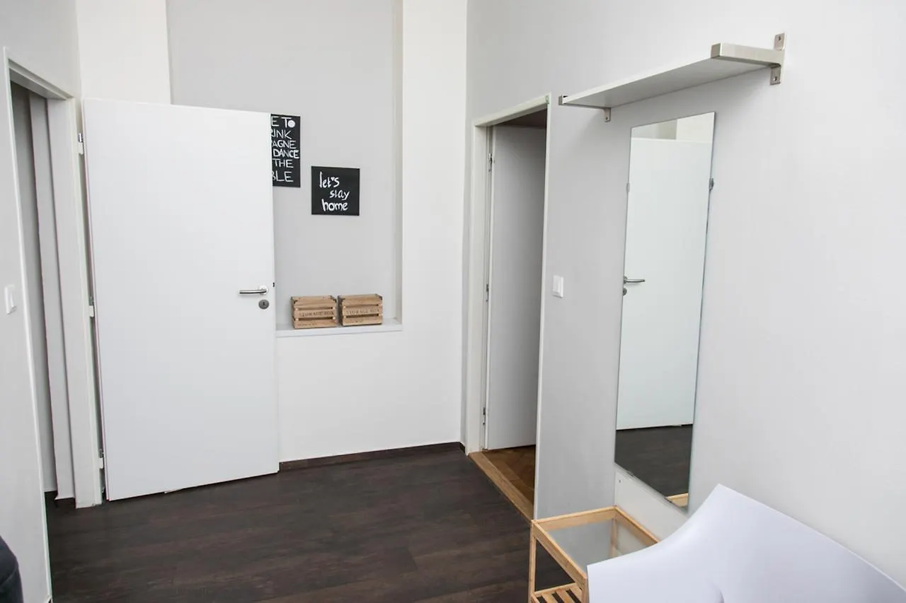 Welcome Apartments On Lublanska Prag Pensionat
